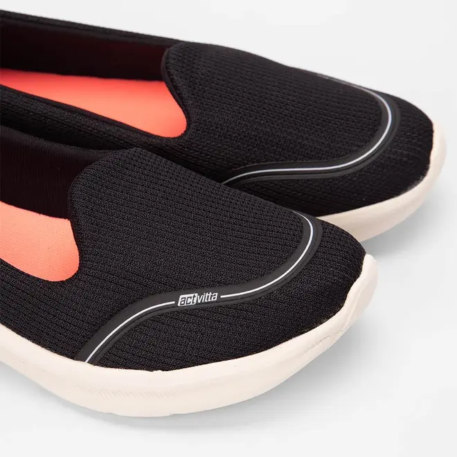 Slip On Feminino Actvitta Calce Fácil Preto