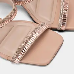 Tamanco Feminino Gabriela Salto Alto Flare Detalhe Strass Nude