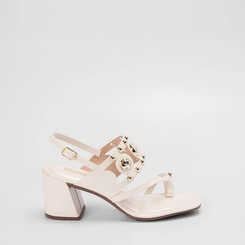 Sandália Feminina Gabriela Salto Geométrico Médio Tachas Off-White