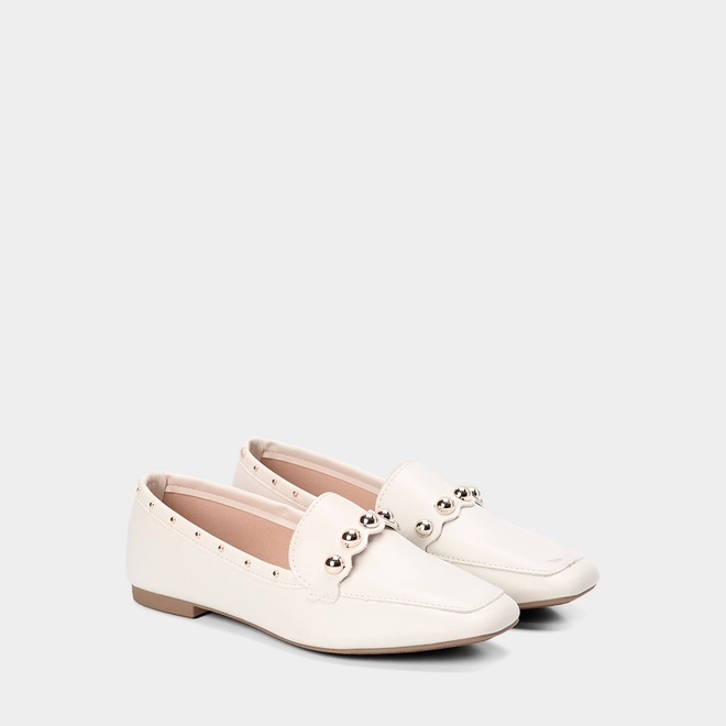 Mocassim Feminino Gabriela Tachas Esferas Off-White
