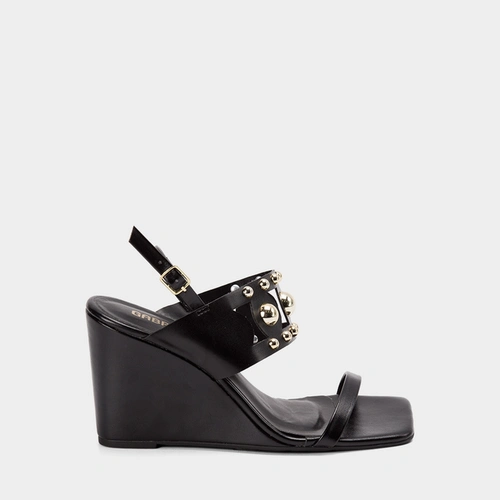 Sandália Salto Anabela Alto Feminina Gabriela Tachas Preto