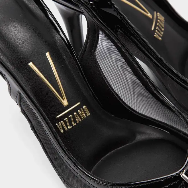 Scarpin Slingback Vizzano Salto Médio Fino Recortes Em Tela Verniz Preto