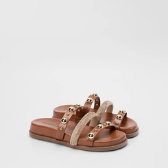 Tamanco Feminino Gabriela Detalhe Strass & Esferas Caramelo