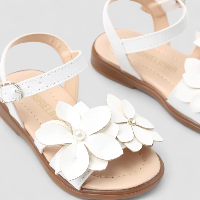 Sandália Bebê Gabrielinha Detalhe Flores Off White