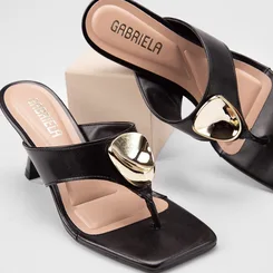 Tamanco Feminino Gabriela Detalhe Bold Preto