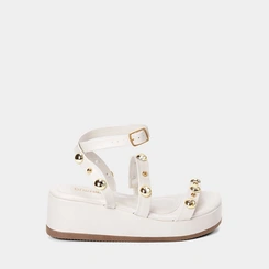 Sandália Feminina Gabriela Salto Plataforma Médio Tachas Off White