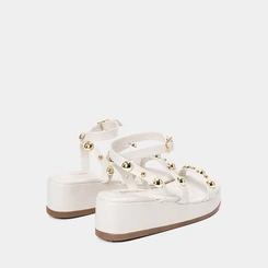 Sandália Feminina Gabriela Salto Plataforma Médio Tachas Off White