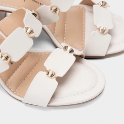 Tamanco Feminino Dakota Salto Médio Detalhe Bold Off White