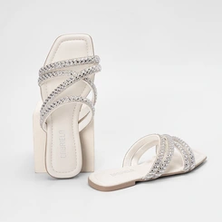 Rasteira Feminina Gabriela Multitiras Strass Off White