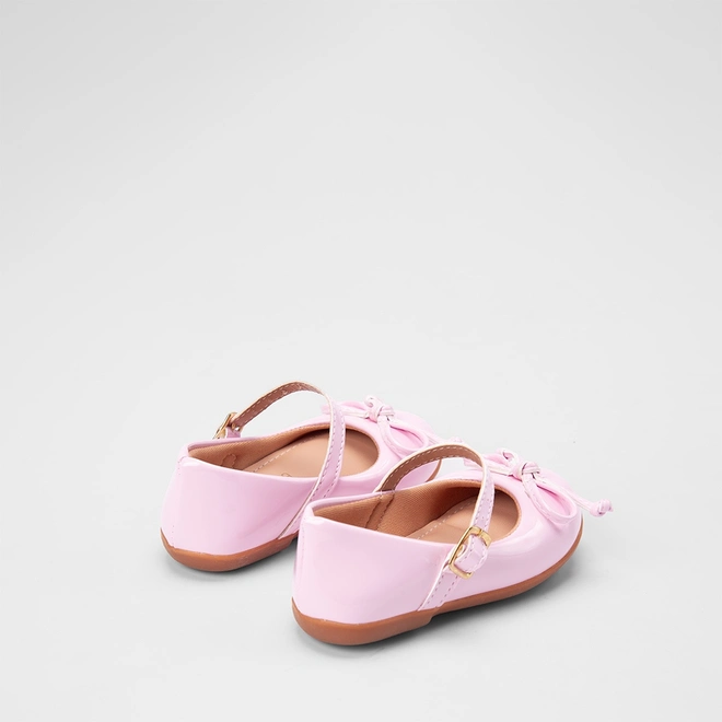 Sapatilha Boneca Bebê Gabrielinha Detalhe Laço Verniz Rosa
