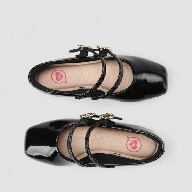 Sapatilha Infantil Molekinha Boneca Verniz Multi Tiras Fivela Preto