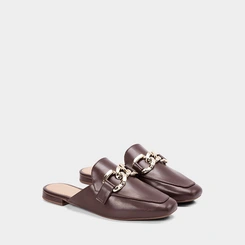 Mule Feminino Gabriela Detalhe Corrente Marrom