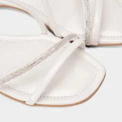 Sandália Rasteira Feminina Penélope Detalhe Strass Off White