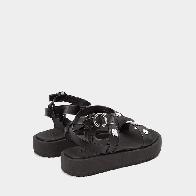 Sandália Flatform Tratorada Feminina Moleca Com Aplicações Em Flor Preto