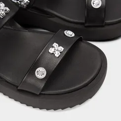 Sandália Flatform Tratorada Feminina Moleca Com Aplicações Em Flor Preto