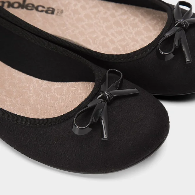 Sapatilha Feminina Moleca Detalhe Laço Preto