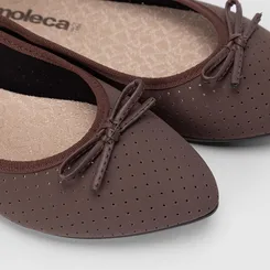 Sapatilha Feminina Moleca Detalhe Perfuros Marrom