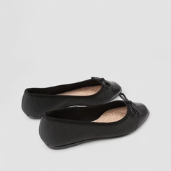 Sapatilha Feminina Moleca Verniz Laço Textura Preto