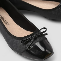 Sapatilha Feminina Moleca Verniz Laço Textura Preto