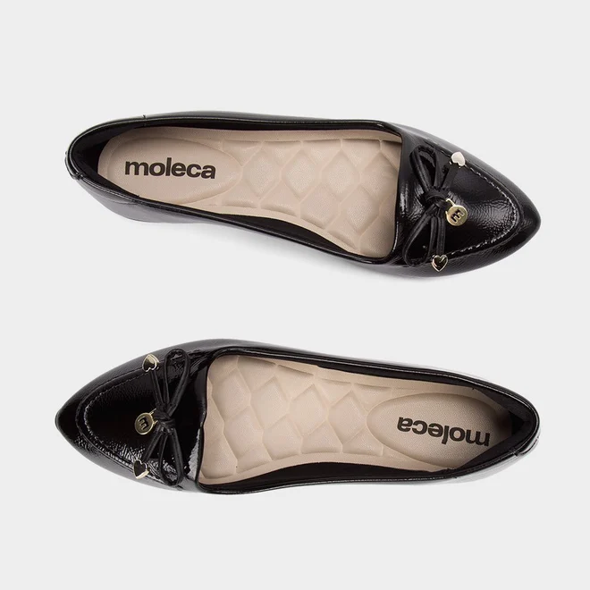 Sapatilha Feminina Moleca Detalhe Laço Corações Preto