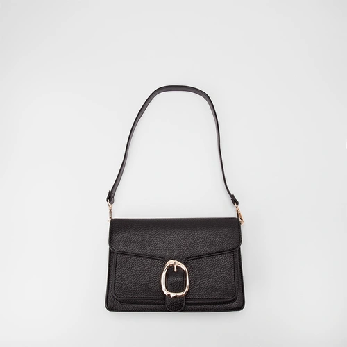Bolsa Transversal Gabriela Média Texturizada Detalhe Fivela Preto