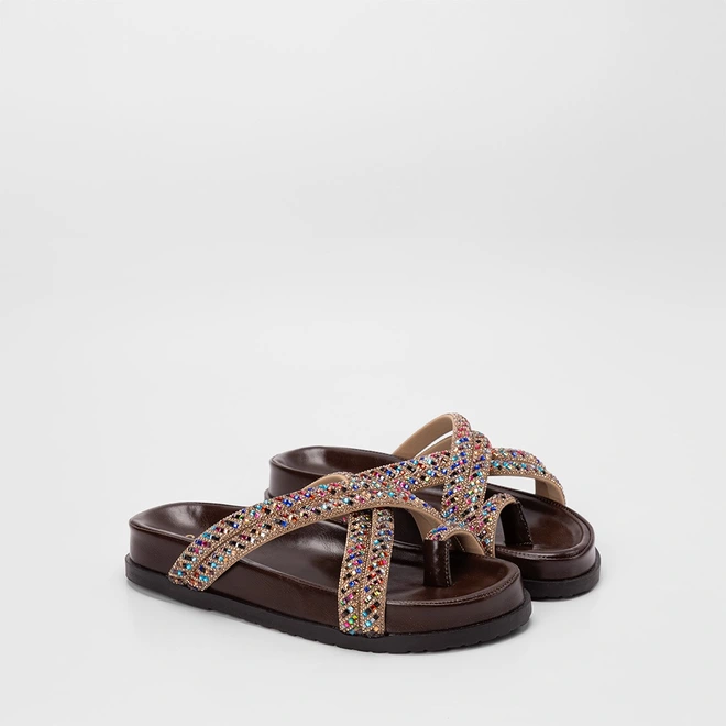 Tamanco Rasteiro Feminino Gabriela Tiras Cruzada Strass Marrom