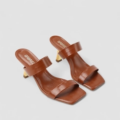 Tamanco Feminino Gabriela Salto Estilizado Dourado Marrom