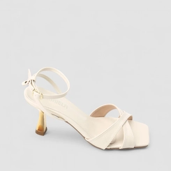 Sandália Feminina Gabriela Salto Taça Dourado Multi Tiras Off White