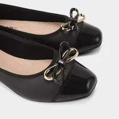 Sapatilha Feminina Moleca Detalhe Laço Duplo Verniz Preto