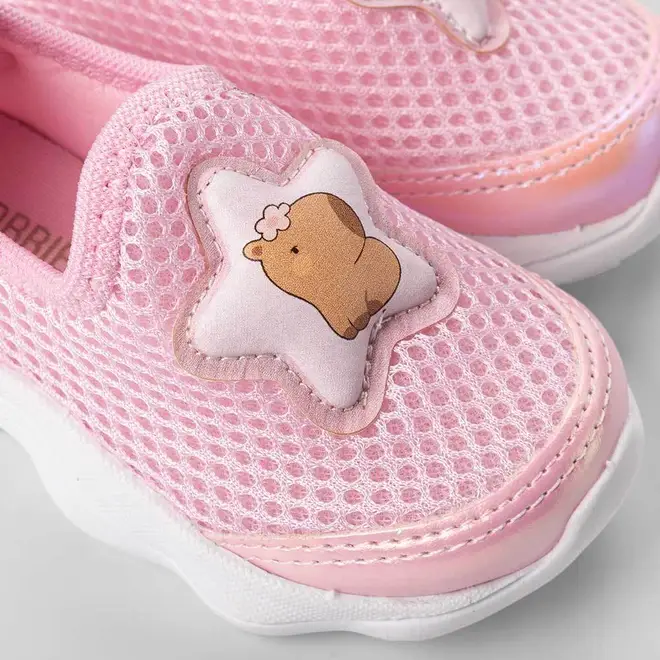 Slip On Bebê Gabrielinha Calce Fácil Detalhe Estrela & Capivara Rosa