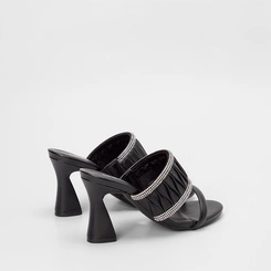 Tamanco Feminino Gabriela Detalhe Strass Tramado Preto