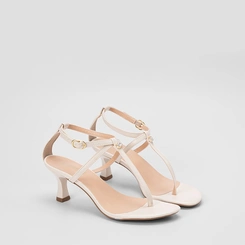 Sandália Feminina Gabriela Salto Médio Flare Off White