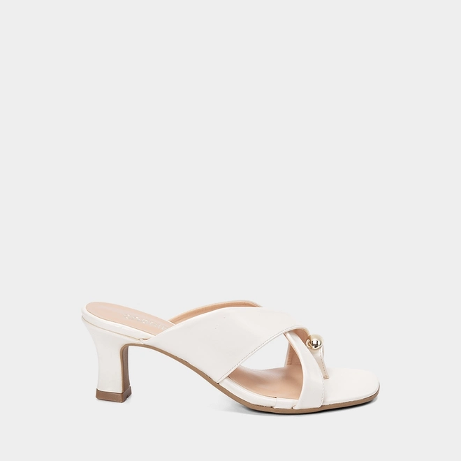 Tamanco Feminino Gabriela Salto Médio Detalhe Bold Off White