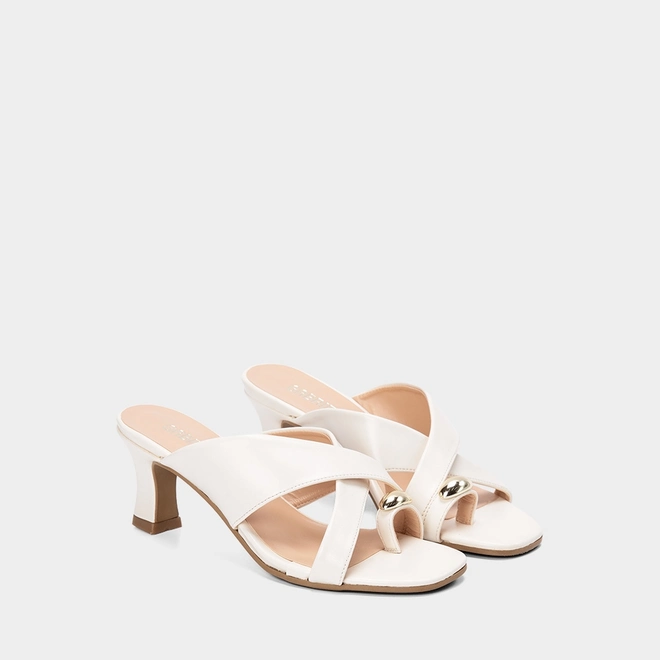 Tamanco Feminino Gabriela Salto Médio Detalhe Bold Off White