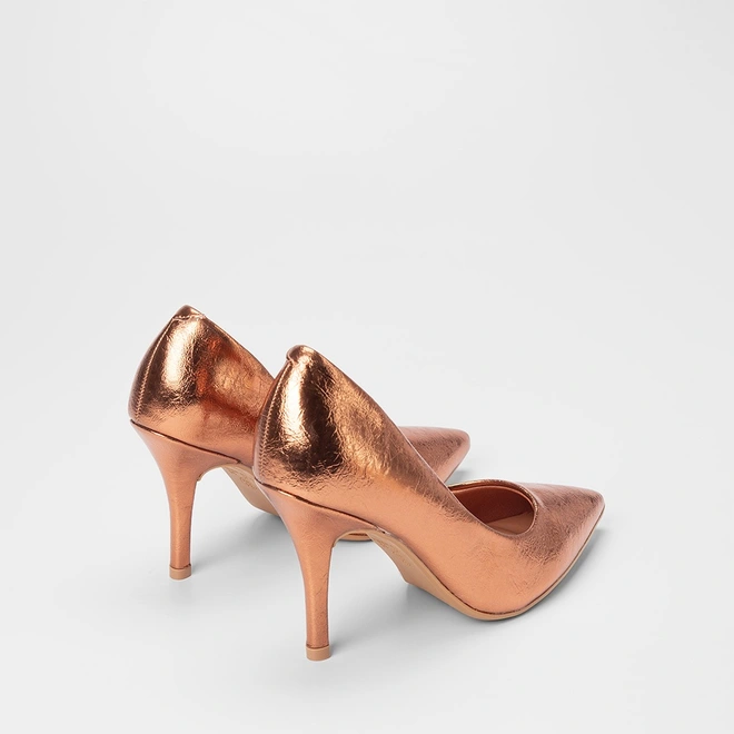 Scarpin Feminino Gabriela Salto Fino Espuma Amortecedora Metalizado Bronze