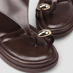 Sandália Feminina Gabriela Flatform Detalhe Bold Marrom
