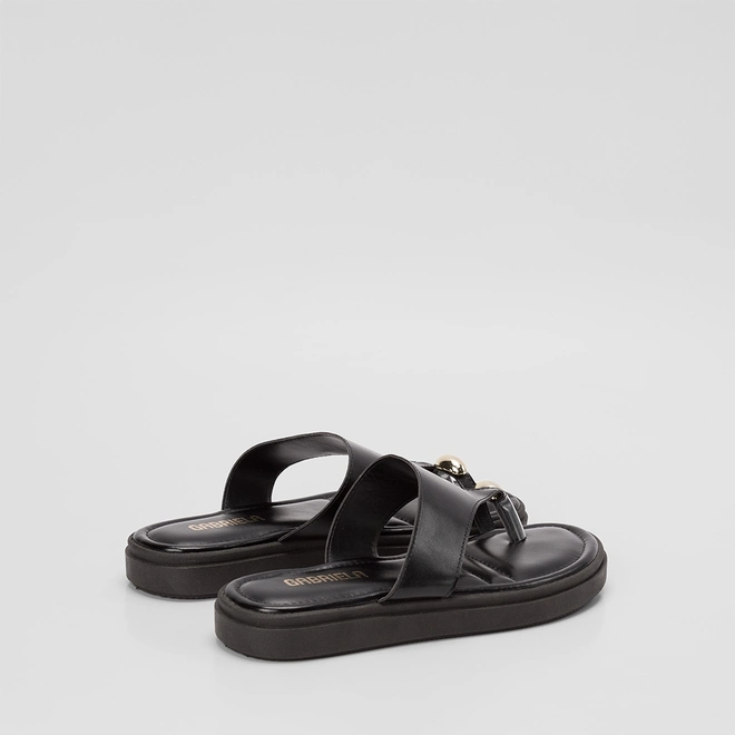 Tamanco Feminino Gabriela Flatform Detalhe Bold Preto