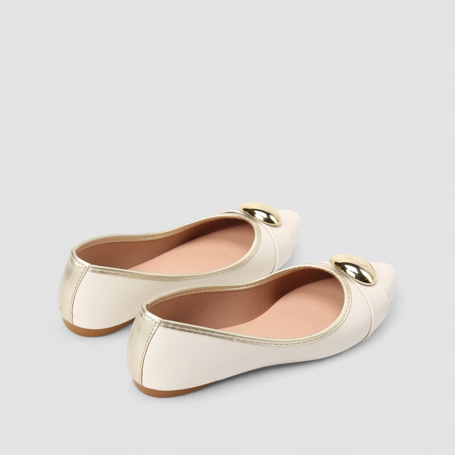 Sapatilha Feminina Penélope Enfeite Metalizado Off White
