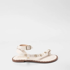 Sandália Rasteira Feminina Gabriela Detalhe Tachas Off White