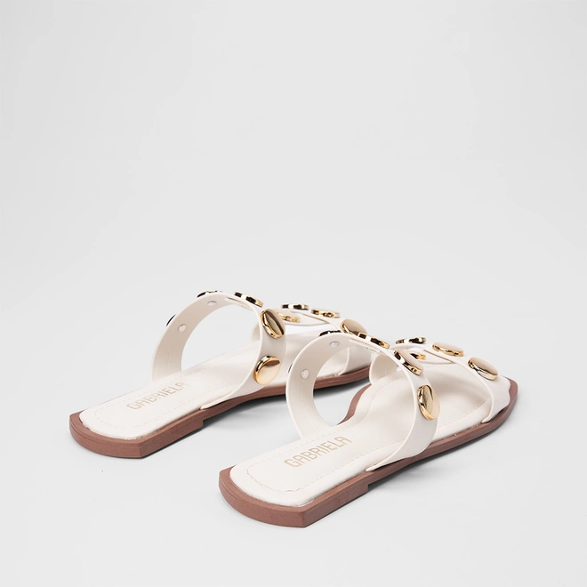 Rasteira Feminina Gabriela Detalhe Tachas Off White