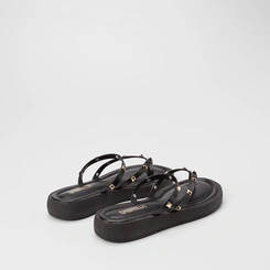 Tamanco Feminino Gabriela Flatform Detalhe Tachas Preto