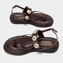 Sandália Feminina Gabriela Flatform Detalhe Metalizado Marrom