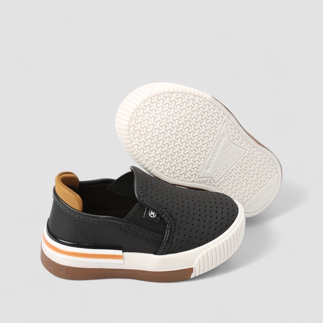 Slip On Bebê Molekinho Calce Fácil Perfuros Preto