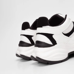 Tênis Chunky Feminino Via Marte Branco & Preto