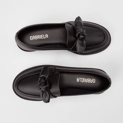 Mocassim Gabriela Detalhe Laço Preto