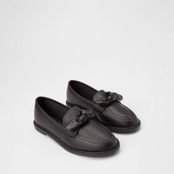 Mocassim Gabriela Detalhe Laço Preto