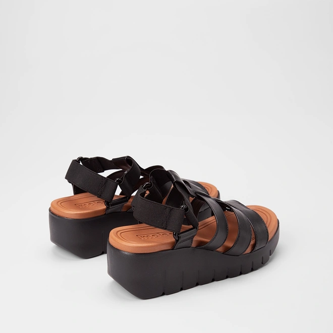 Sandália Feminina Moleca Multitiras Preto