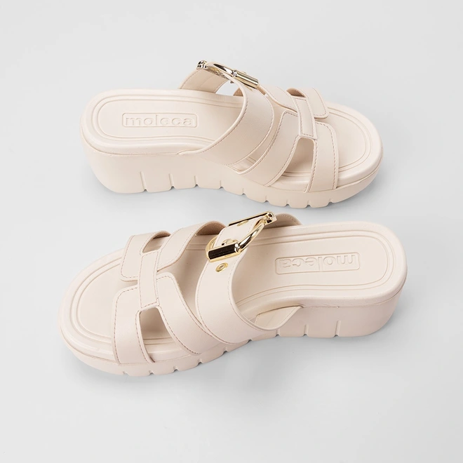 Tamanco Feminino Moleca Tira Vazada & Fivela Off White