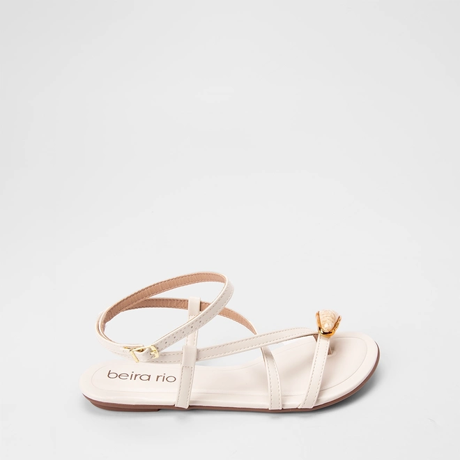 Sandália Rasteira Feminina Beira Rio Tiras Cruzadas Detalhe Pedraria Off White