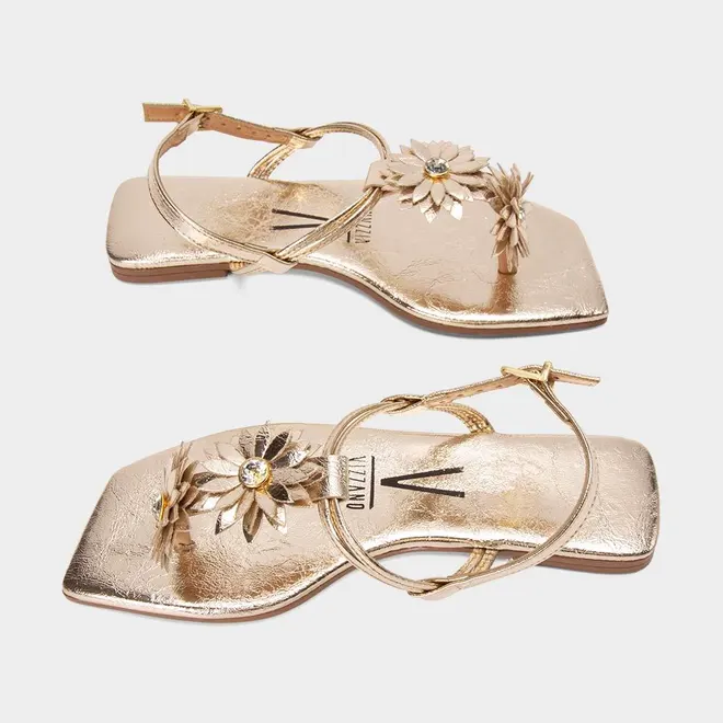 Sandáia Rasteira Feminina Vizzano Detalhe Flor & Pedraria Ouro